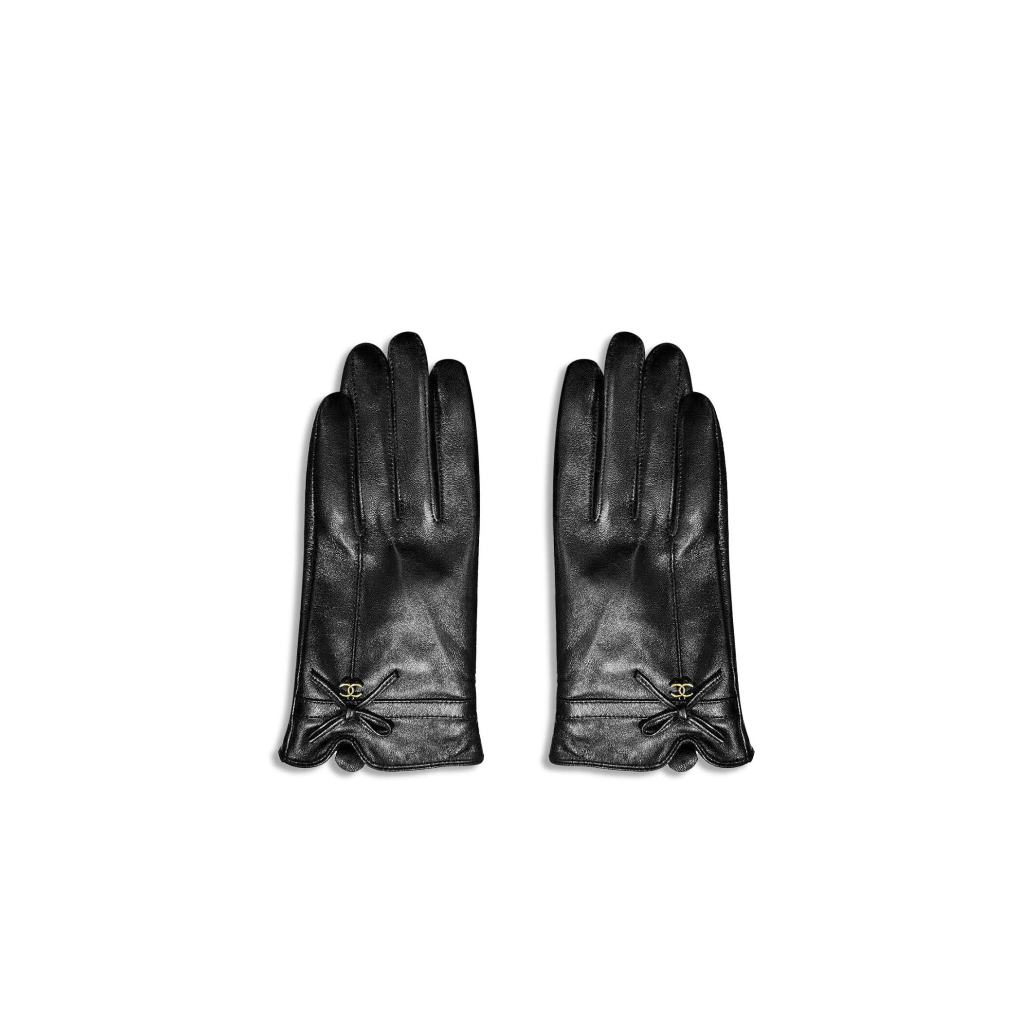CHANEL LEATHER GLOVES